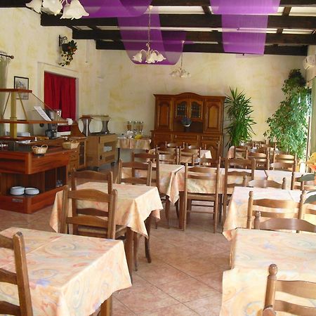 Hotel Les Mimosas Bormes-les-Mimosas Exteriör bild