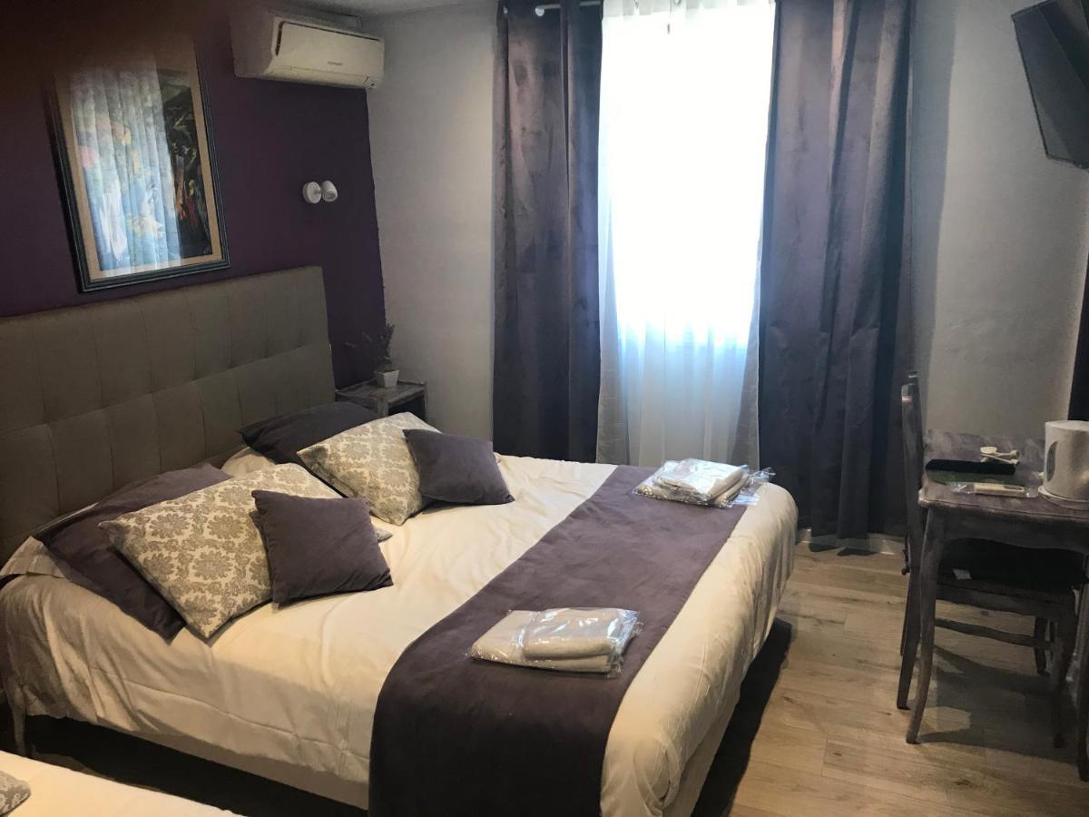 Hotel Les Mimosas Bormes-les-Mimosas Exteriör bild