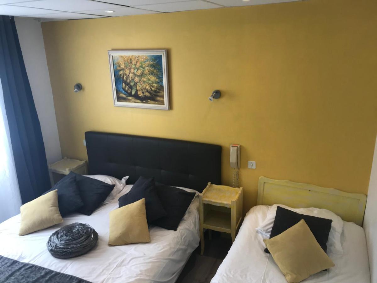 Hotel Les Mimosas Bormes-les-Mimosas Exteriör bild