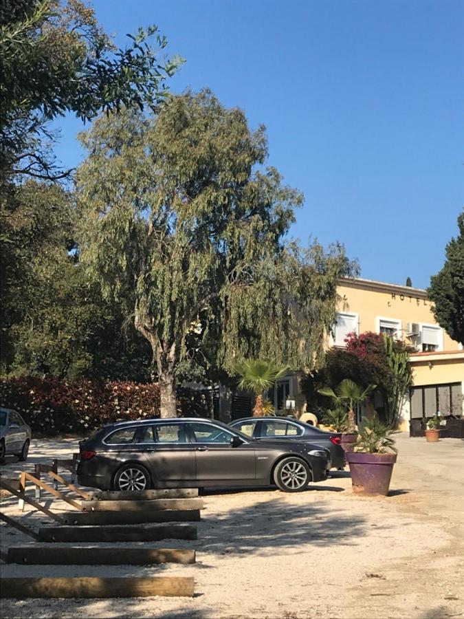 Hotel Les Mimosas Bormes-les-Mimosas Exteriör bild