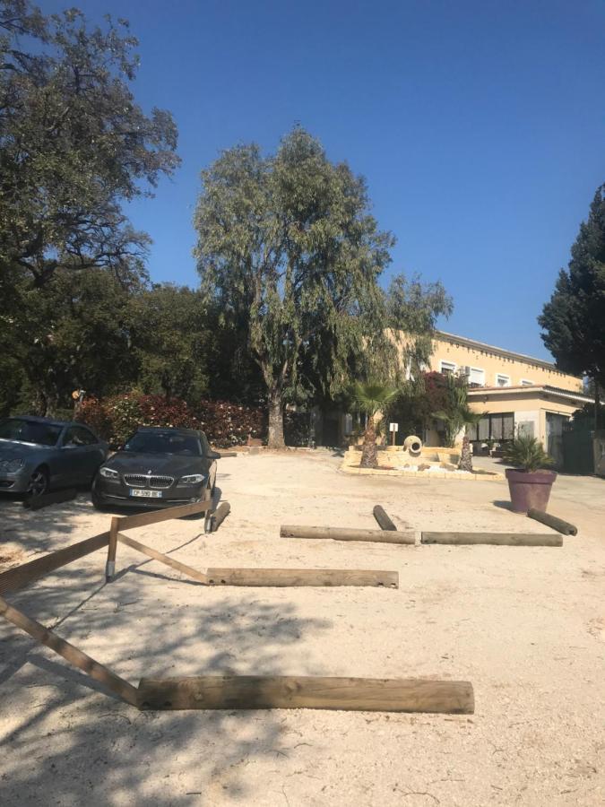 Hotel Les Mimosas Bormes-les-Mimosas Exteriör bild